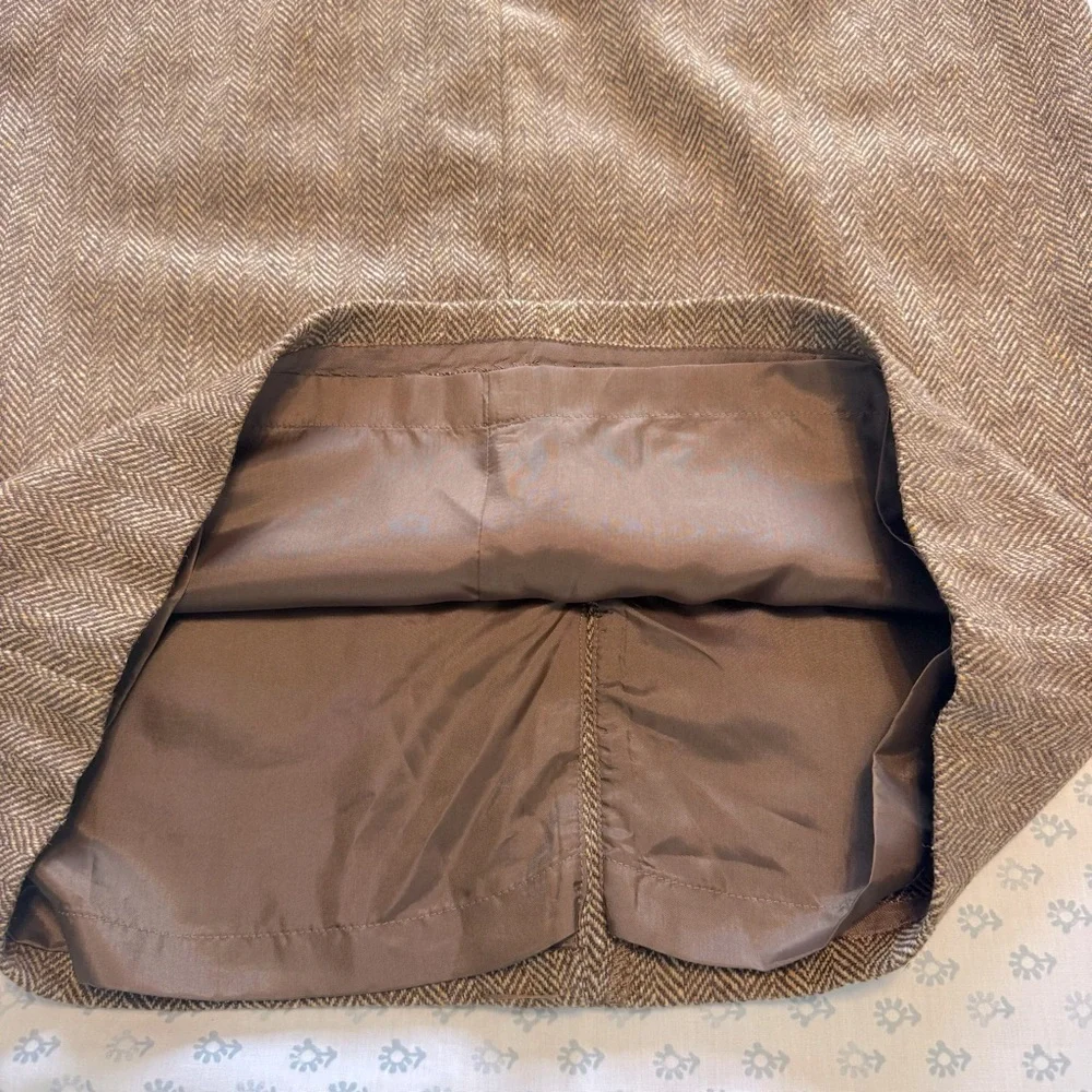 NWOT Eddie Bauer Wool Silk Blend Tan Herringbone Size 4 Pencil Skirt